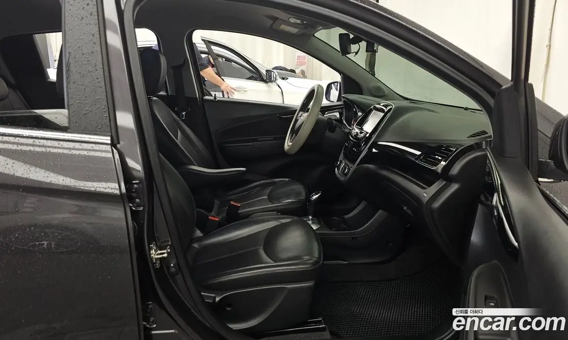 Chevrolet Spark 2015 1.0 автомат (гидро), фото 11