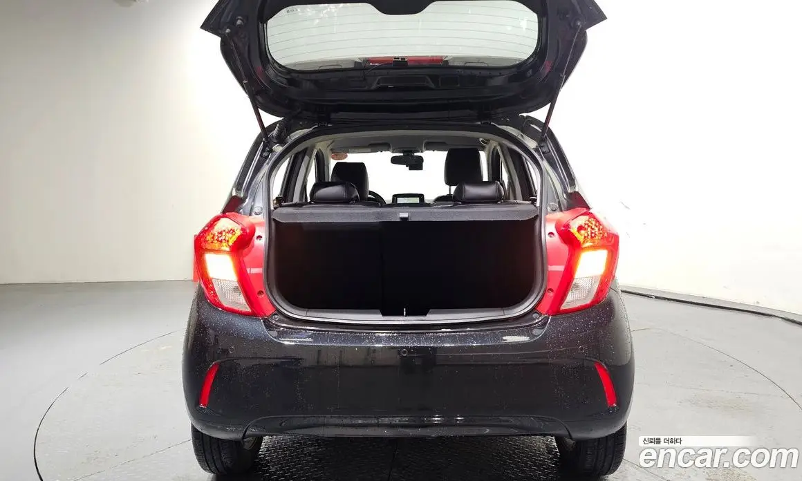 Chevrolet Spark 2016 1.0 автомат (гидро), фото 23