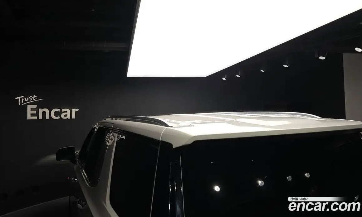 Chevrolet Tahoe 2023 6.2 автомат (гидро), фото 40
