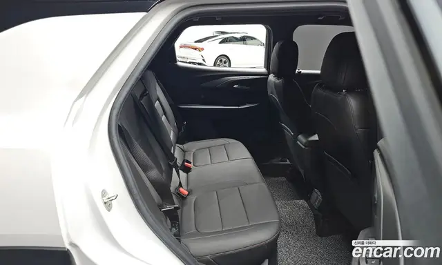 Chevrolet TrailBlazer 2022 1.3 автомат (гидро), миниатюра 11