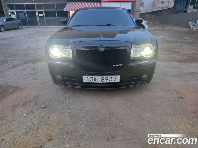 Chrysler 300C, 2008, 271 000 км