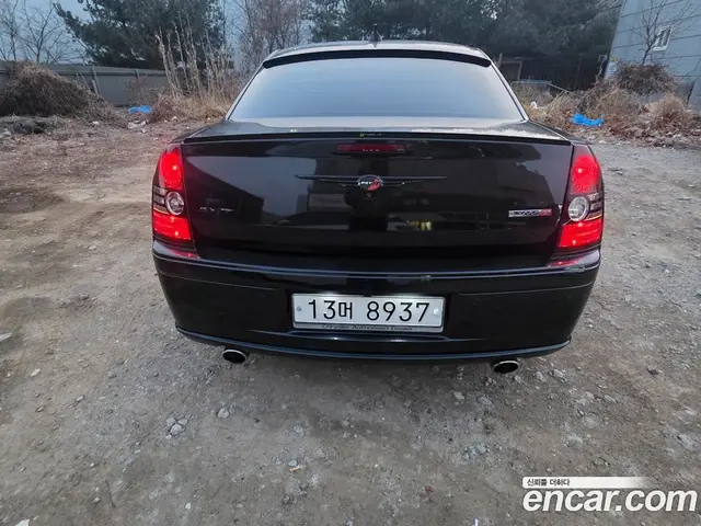 Chrysler 300C 2008 6.1 автомат (гидро), миниатюра 2