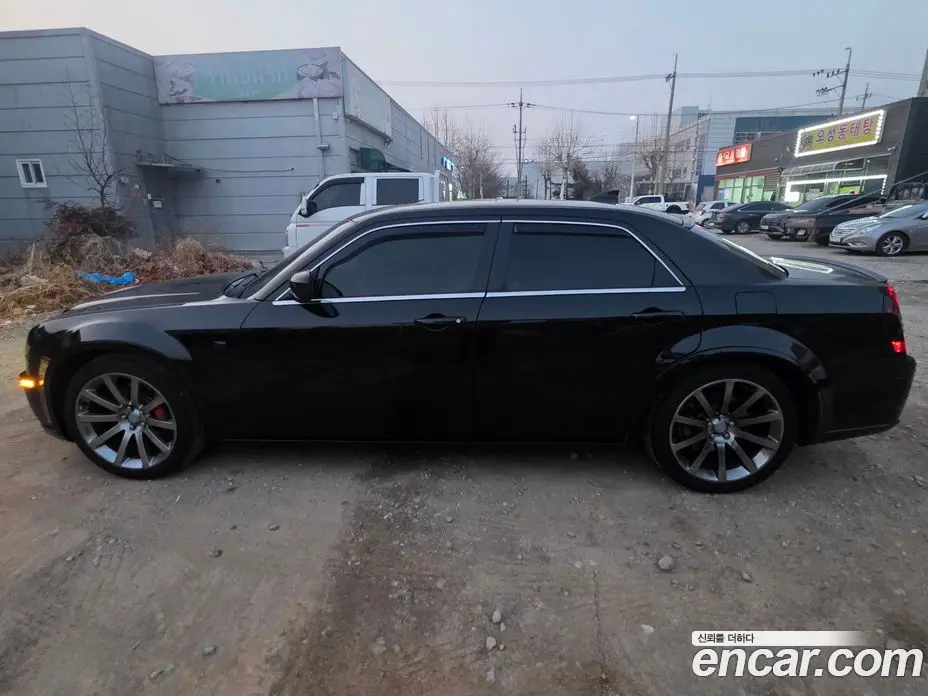 Chrysler 300C 2008 6.1 автомат (гидро), фото 3