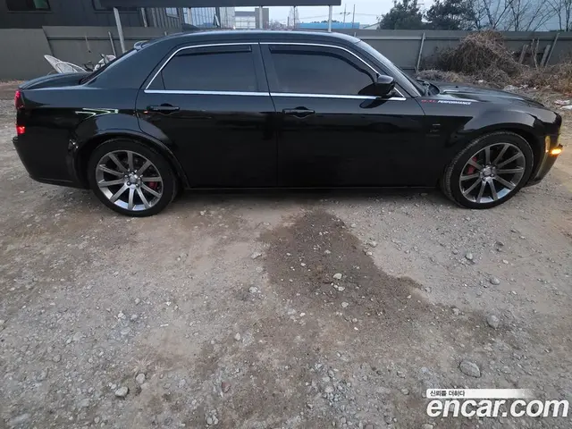 Chrysler 300C 2008 6.1 автомат (гидро), миниатюра 4