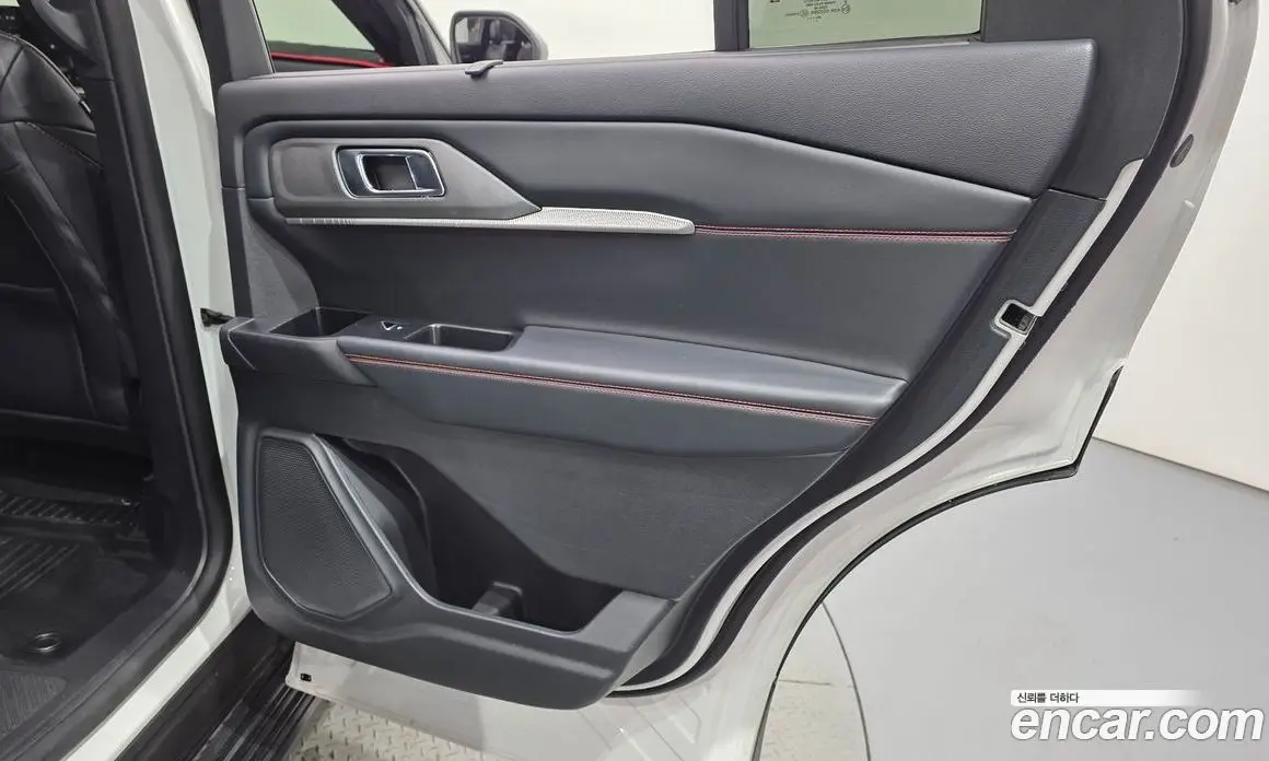 Ford Explorer 2025 2.3 автомат (гидро), фото 15
