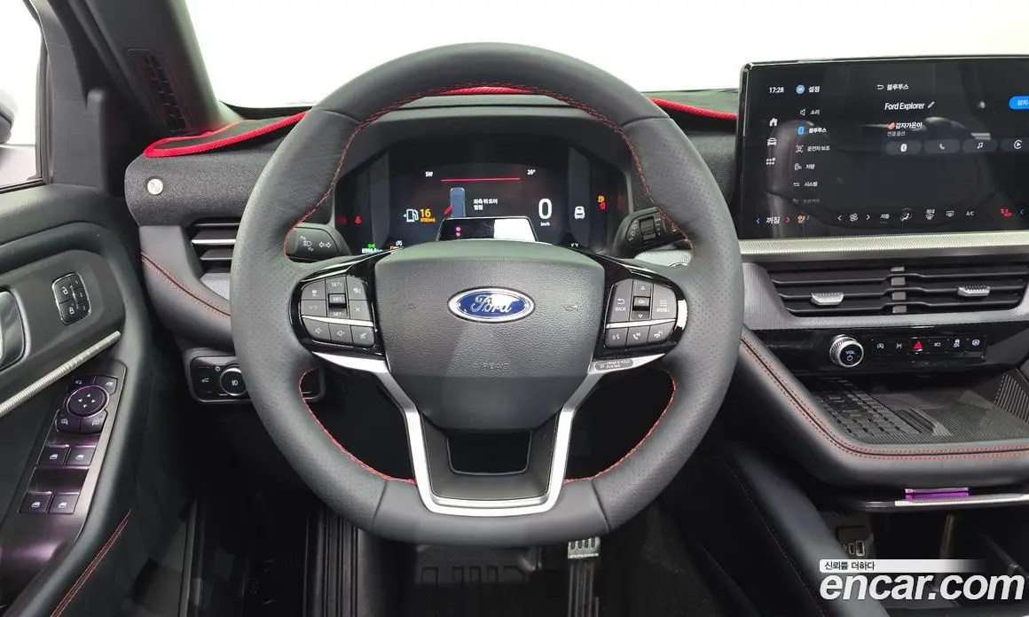 Ford Explorer 2025 2.3 автомат (гидро), фото 20