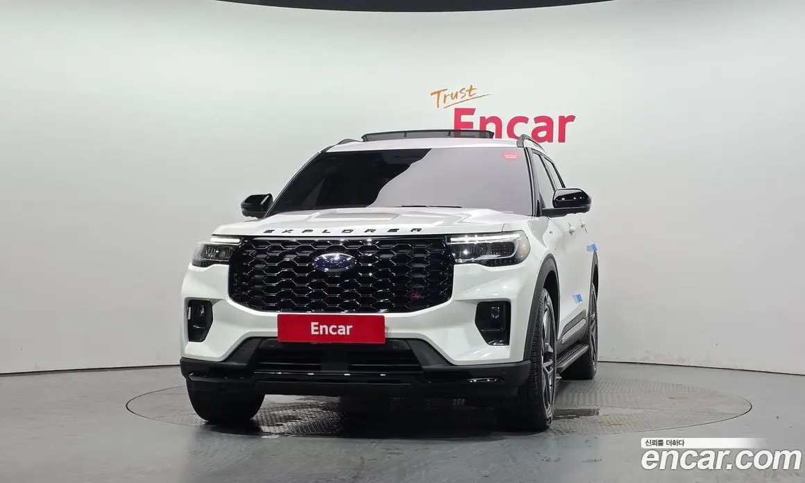 Ford Explorer 2025 2.3 автомат (гидро), фото 3