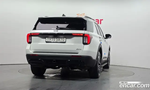 Ford Explorer 2025 2.3 автомат (гидро), миниатюра 4