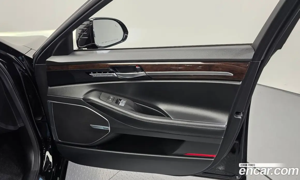 Genesis EQ900 2016 3.8 автомат (гидро), фото 15
