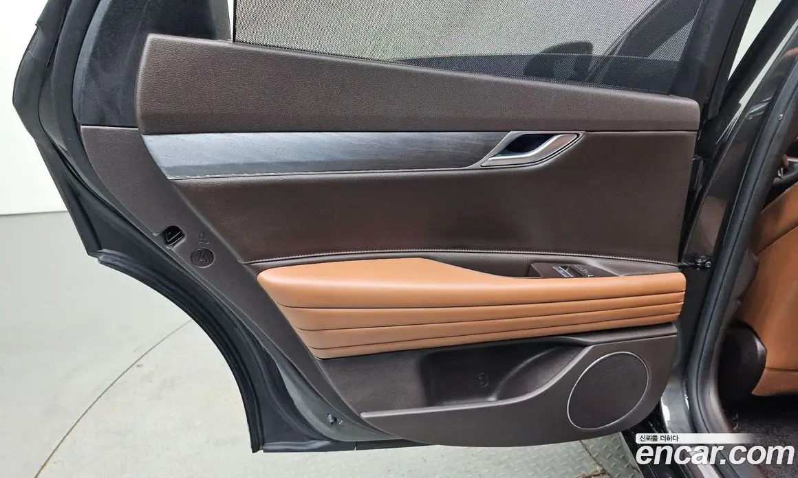 Genesis G80 2023 2.5 автомат (гидро), фото 15