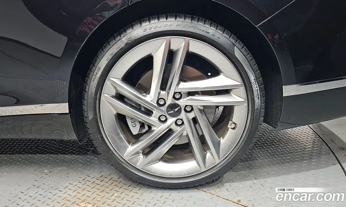 Genesis G80 2024 2.5 автомат (гидро), фото 6