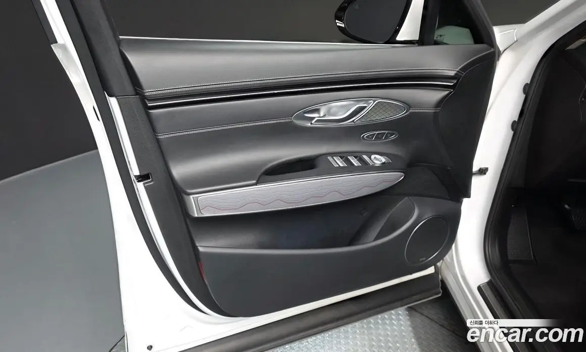 Genesis GV70 2021 3.5 автомат (гидро), фото 14