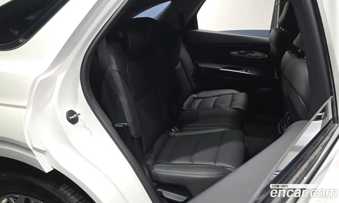 Genesis GV70 2022 2.5 автомат (гидро), фото 18