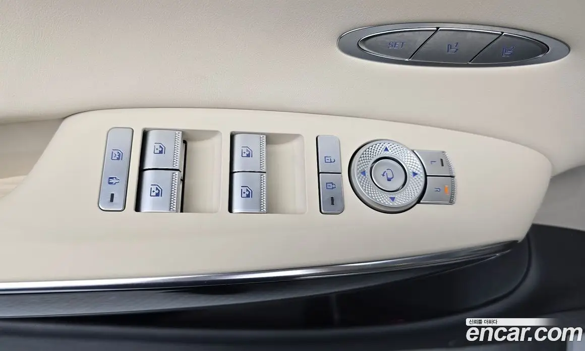 Genesis GV70 2023 2.5 автомат (гидро), фото 26