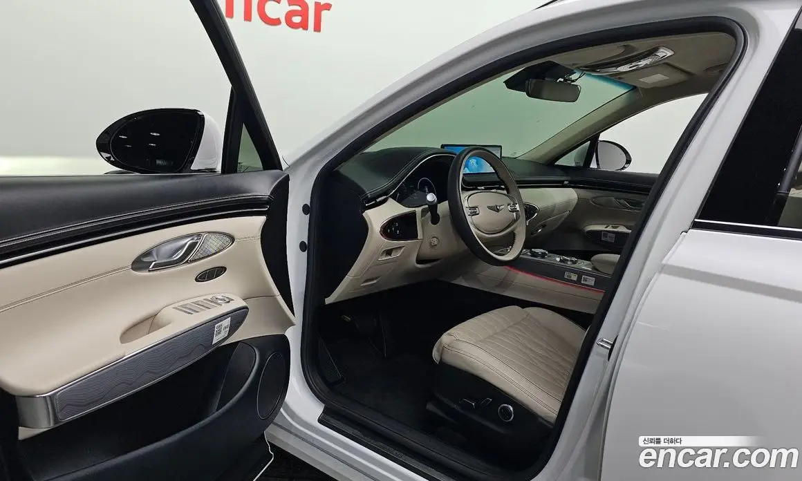 Genesis GV70 2023 2.5 автомат (гидро), фото 13