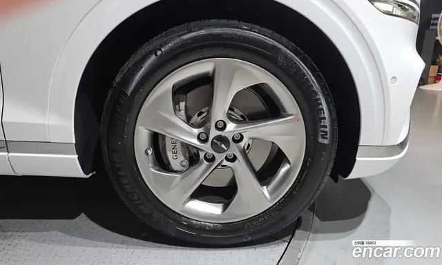 Genesis GV70 2024 2.5 автомат (гидро), миниатюра 7