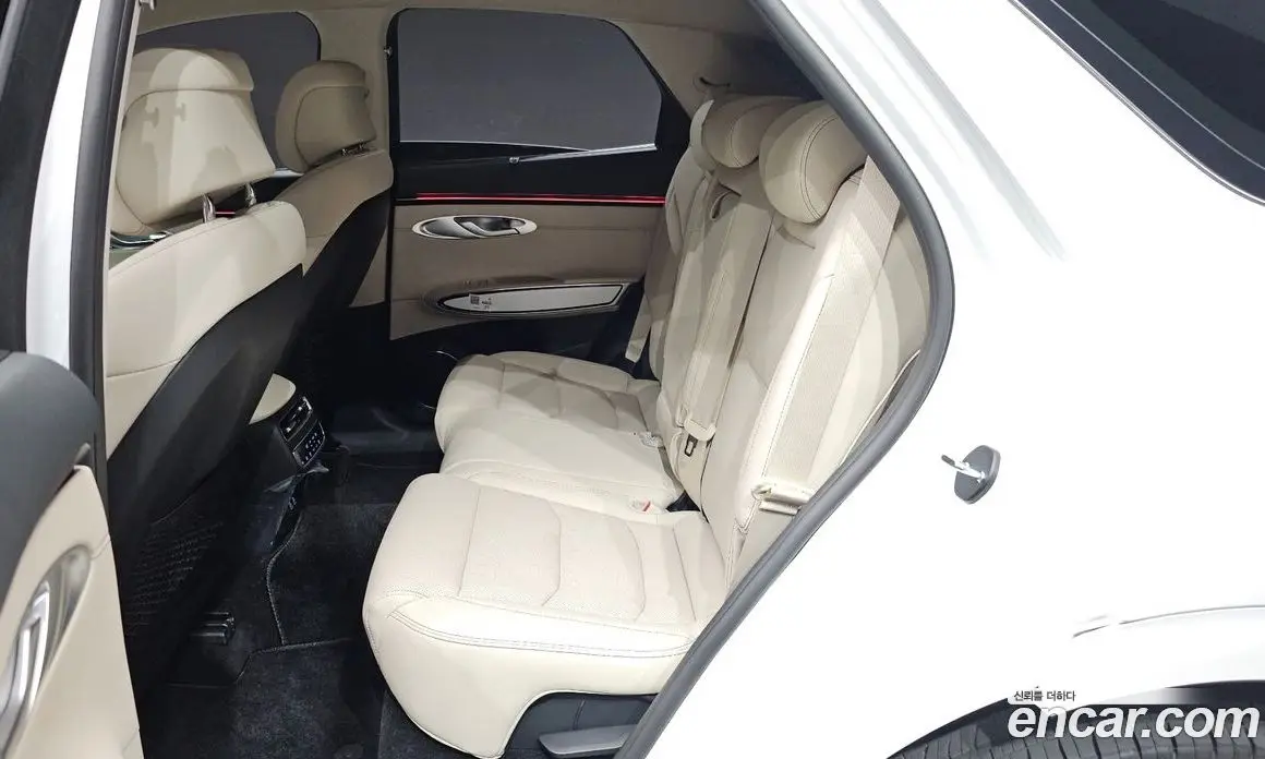 Genesis GV70 2025 2.5 автомат (гидро), фото 16