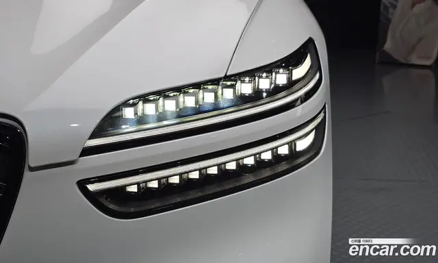 Genesis GV70 2025 2.5 автомат (гидро), миниатюра 8