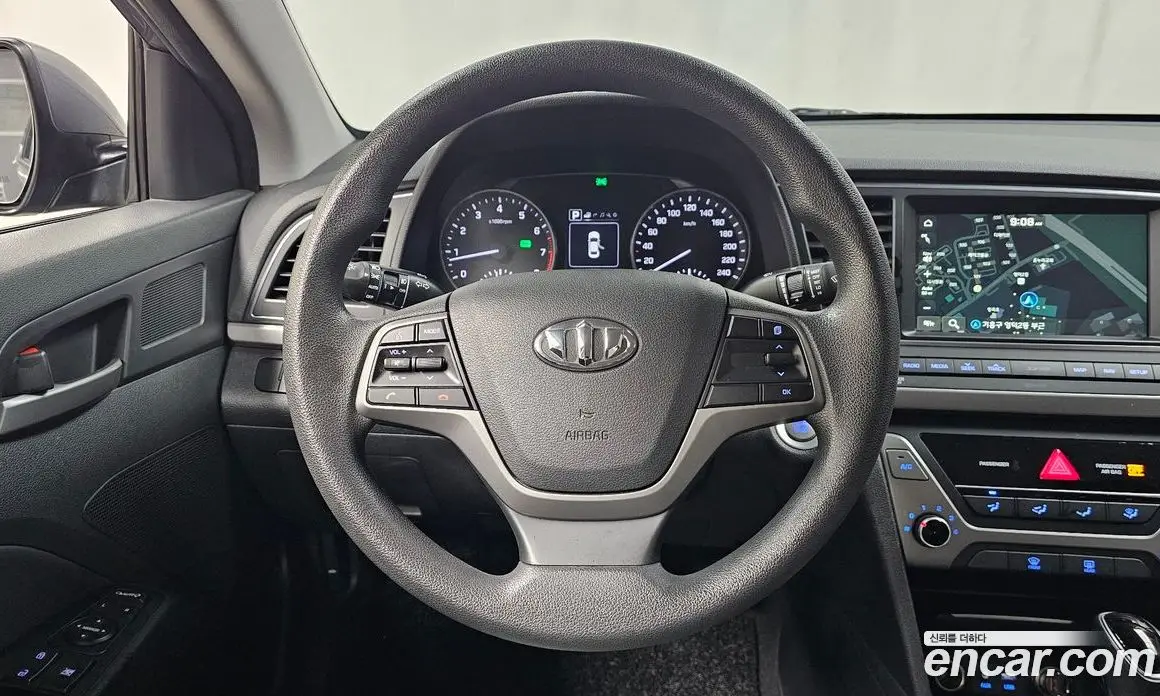 Hyundai Avante 2017 1.6 автомат (гидро), фото 18