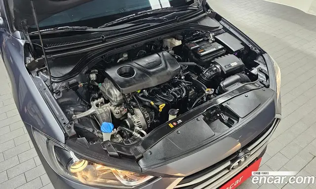 Hyundai Avante 2017 1.6 автомат (гидро), миниатюра 5