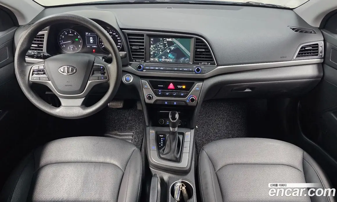 Hyundai Avante 2017 1.6 автомат (гидро), фото 9