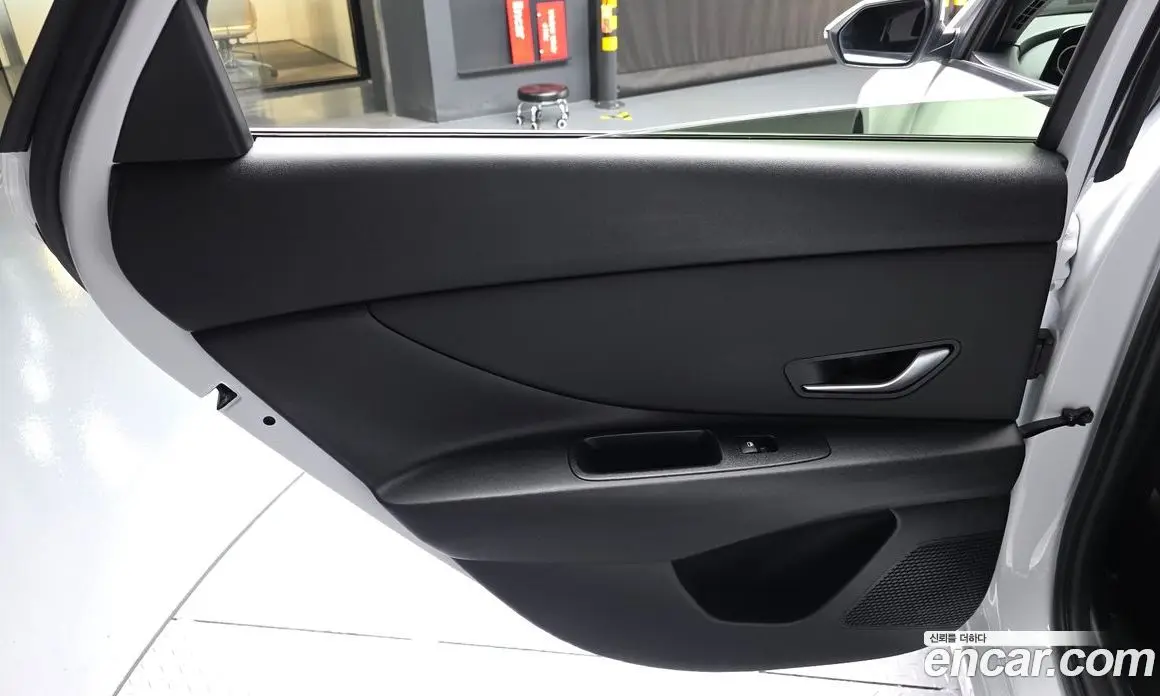 Hyundai Avante 2020 1.6 автомат (гидро), фото 15