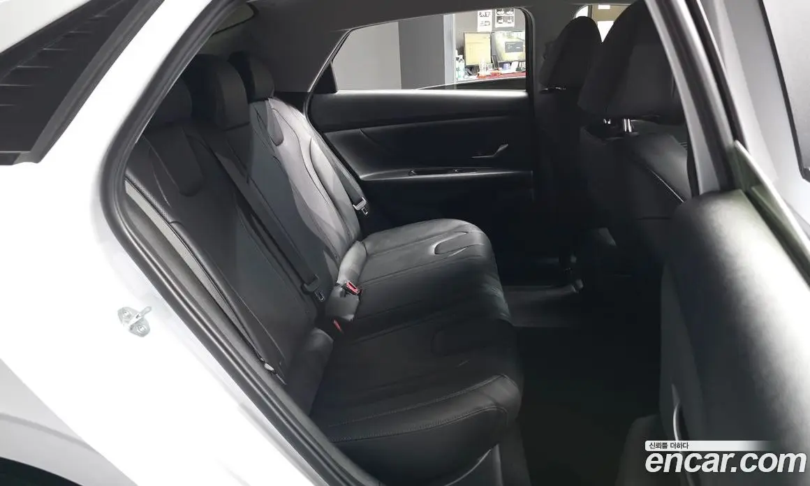 Hyundai Avante 2020 1.6 автомат (гидро), фото 18