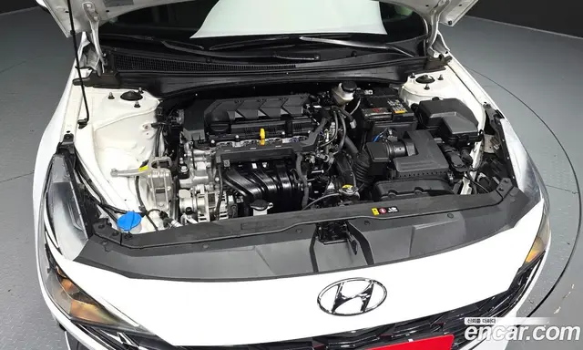 Hyundai Avante 2020 1.6 автомат (гидро), миниатюра 6