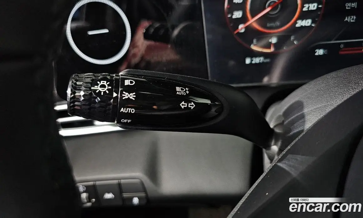 Hyundai Avante 2021 1.6 автомат (гидро), фото 27