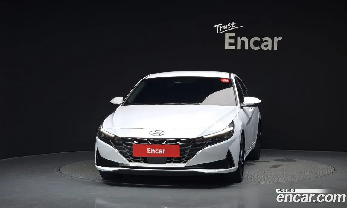 Hyundai Avante 2021 1.6 автомат (гидро), фото 3