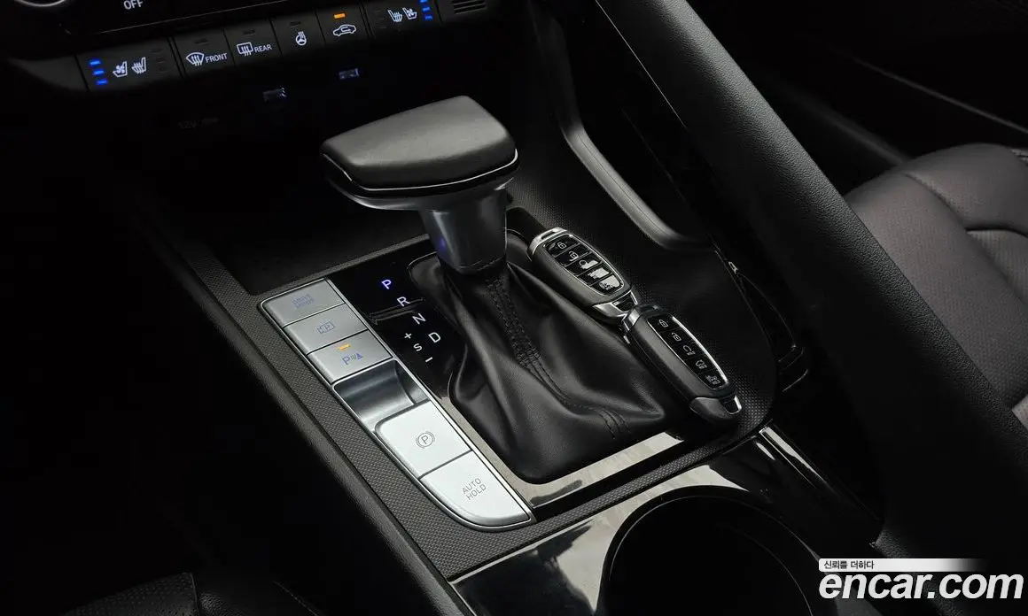 Hyundai Avante 2021 1.6 автомат (гидро), фото 9