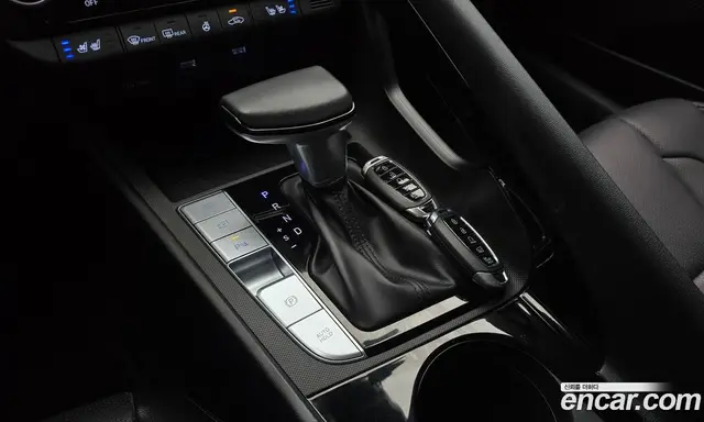 Hyundai Avante 2021 1.6 автомат (гидро), миниатюра 9