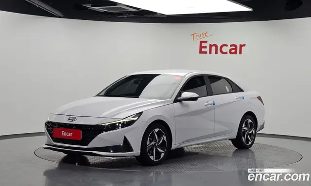 Hyundai Avante 2022 1.6 автомат (гидро), миниатюра 1