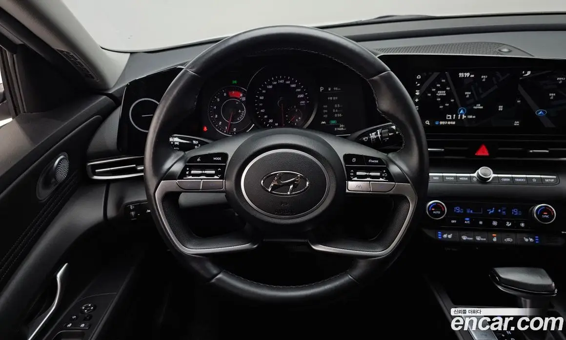 Hyundai Avante 2022 1.6 автомат (гидро), фото 19