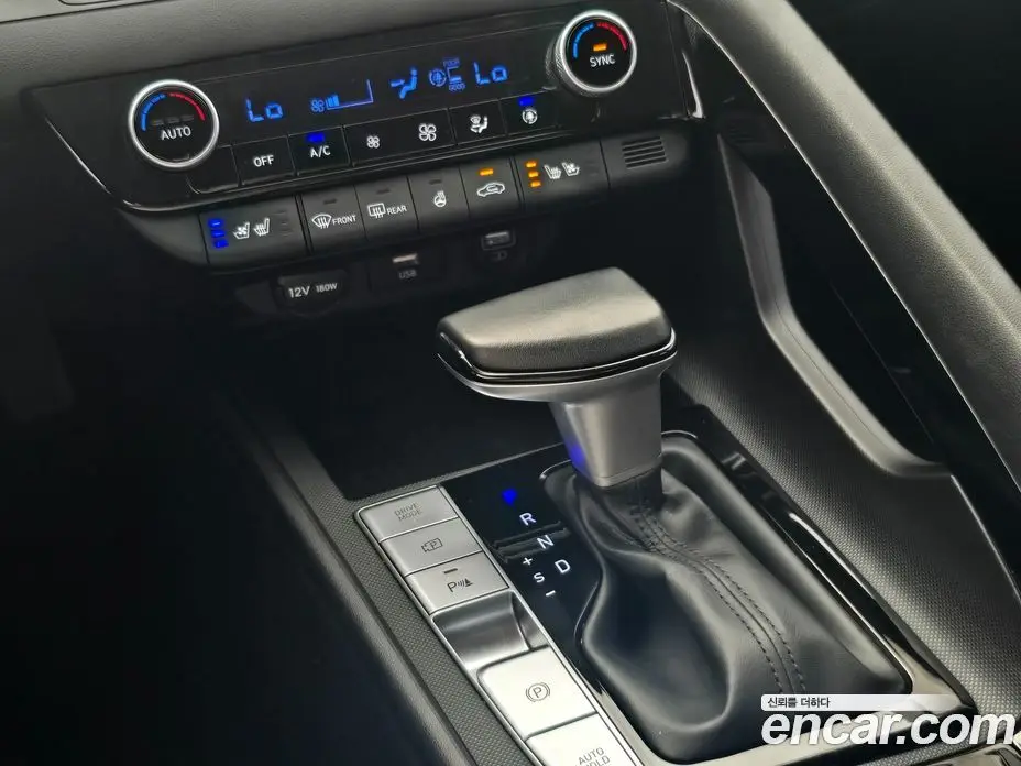 Hyundai Avante 2022 1.6 автомат (гидро), фото 12
