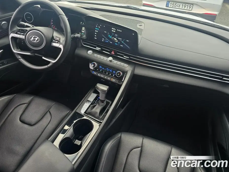 Hyundai Avante 2022 1.6 автомат (гидро), фото 15