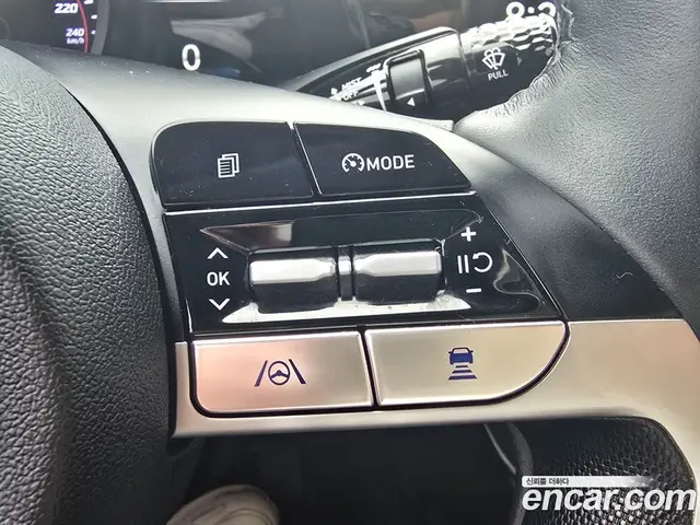 Hyundai Avante 2022 1.6 автомат (гидро), миниатюра 9