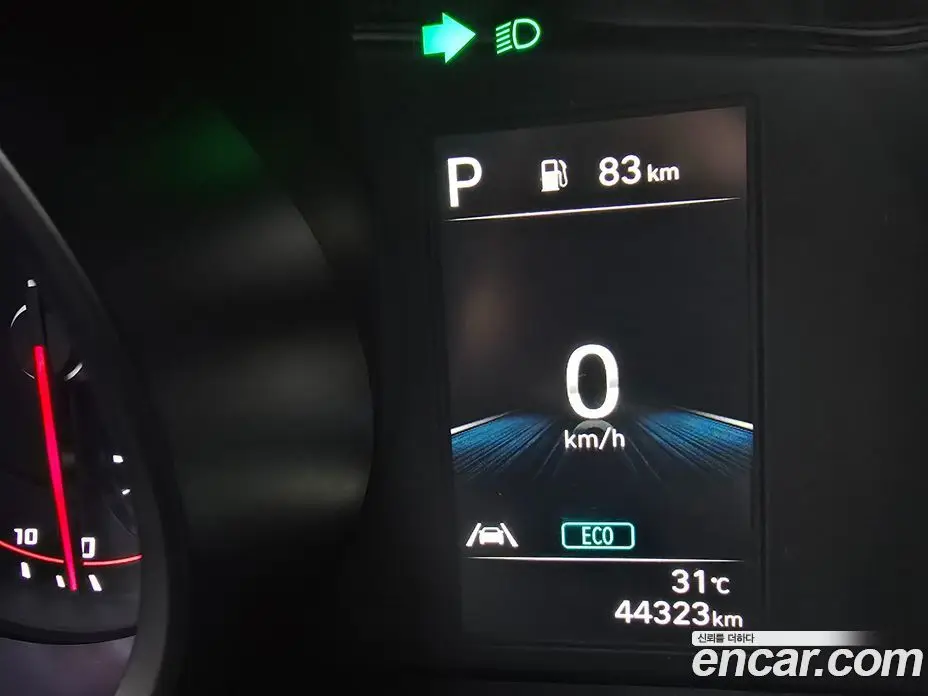 Hyundai Avante 2022 1.6 автомат (гидро), фото 10