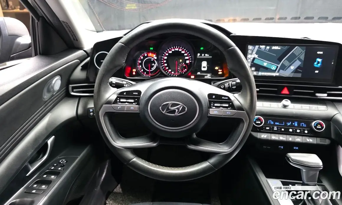 Hyundai Avante 2022 1.6 автомат (гидро), фото 13