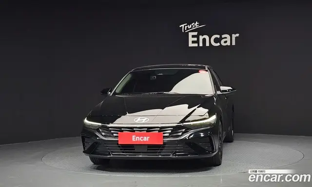Hyundai Avante 2023 1.6 автомат (гидро), миниатюра 3