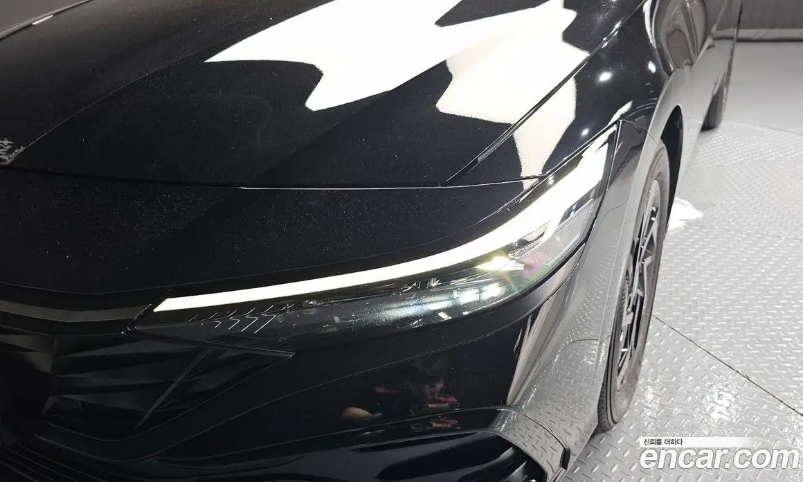 Hyundai Avante 2023 1.6 автомат (гидро), фото 8