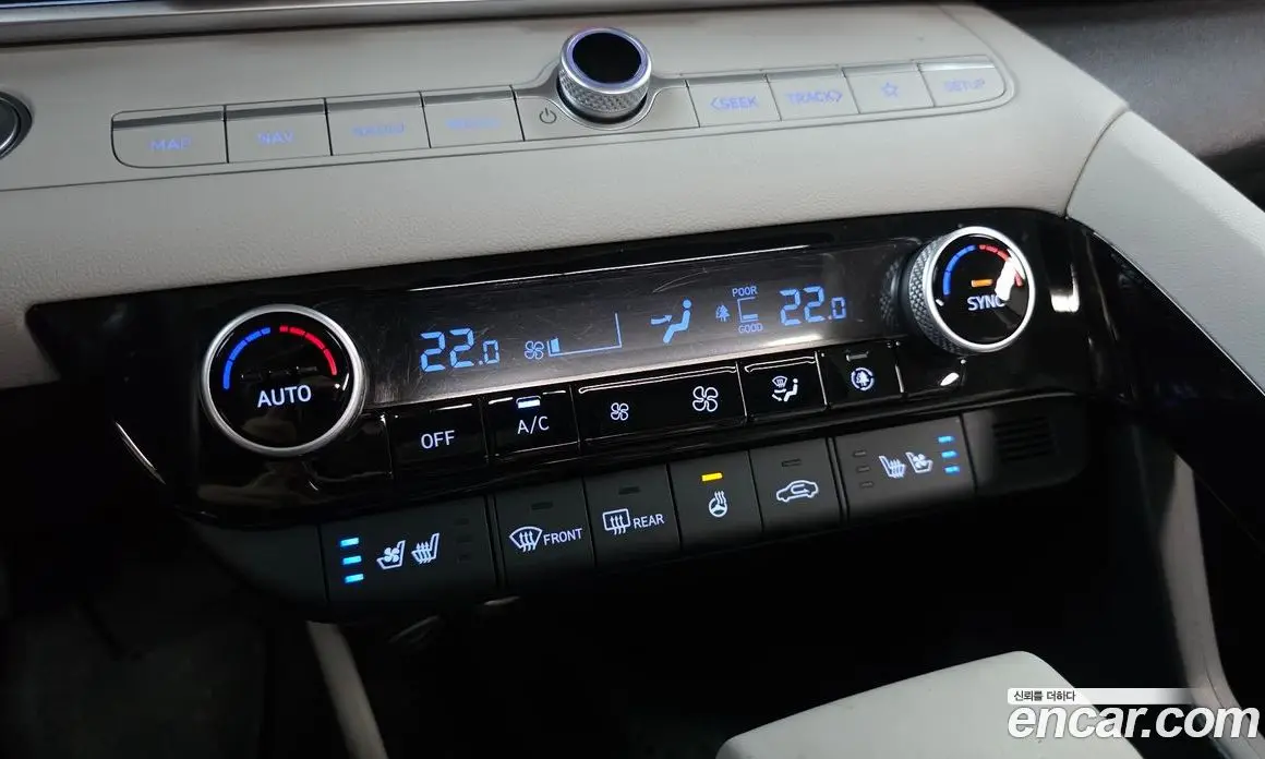Hyundai Avante 2023 1.6 автомат (гидро), фото 31