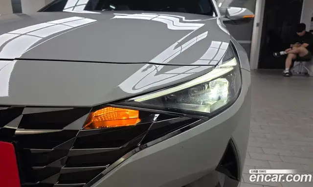 Hyundai Avante 2023 1.6 автомат (гидро), миниатюра 8