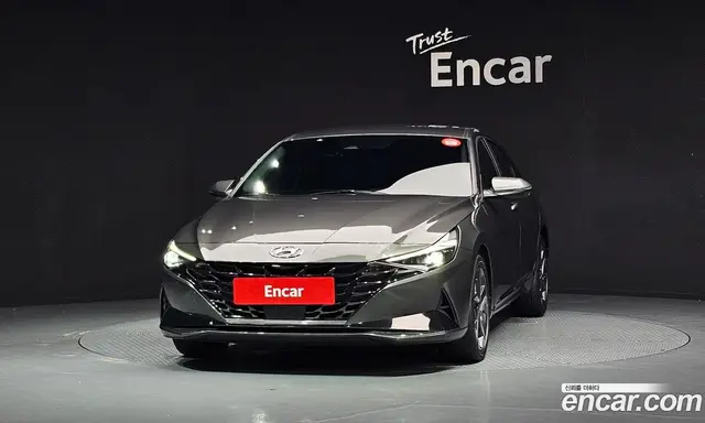 Hyundai Avante 2023 1.6 автомат (гидро), миниатюра 3