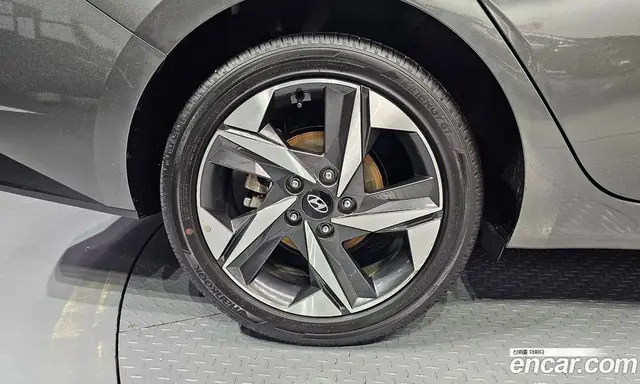 Hyundai Avante 2023 1.6 автомат (гидро), миниатюра 5