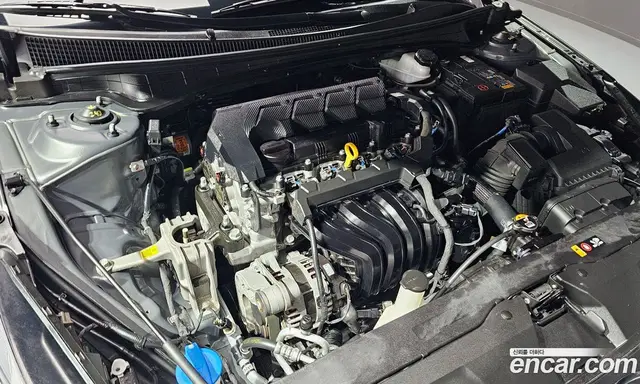 Hyundai Avante 2023 1.6 автомат (гидро), миниатюра 6