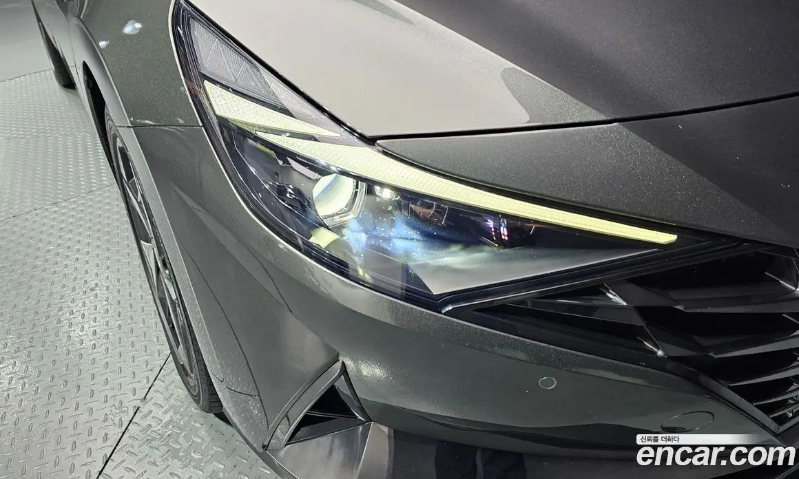Hyundai Avante 2023 1.6 автомат (гидро), фото 8