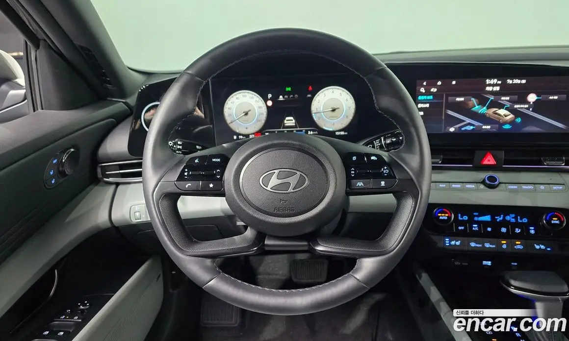 Hyundai Avante 2023 1.6 автомат (гидро), фото 18