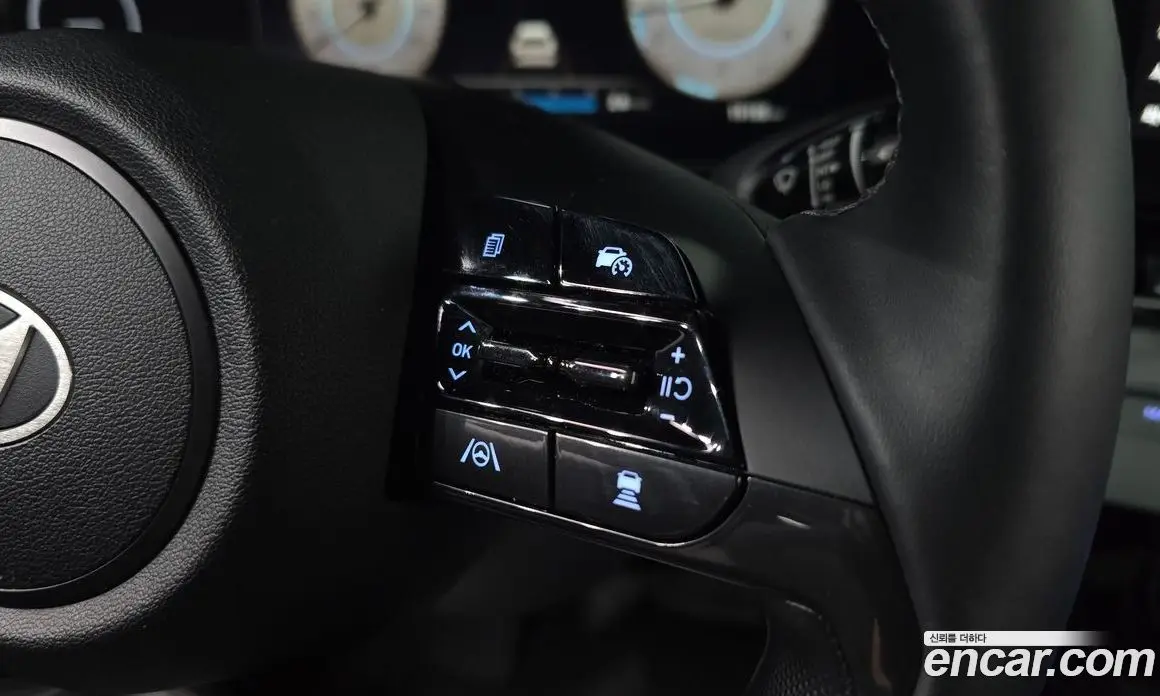 Hyundai Avante 2023 1.6 автомат (гидро), фото 22