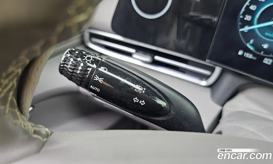 Hyundai Avante 2023 1.6 автомат (гидро), фото 29